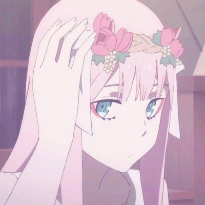 女子挖野菜挖到大蛇 双方都吓坏了